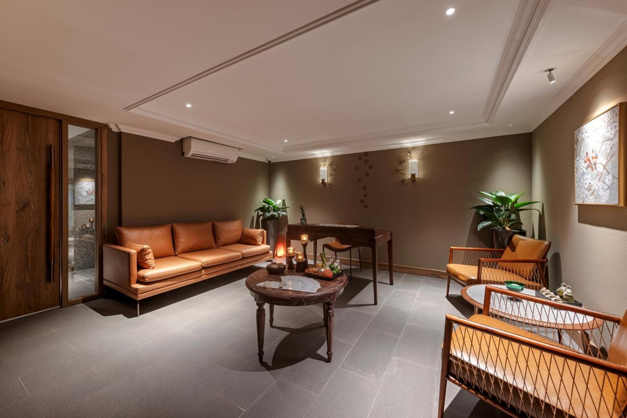 La Siesta Classic Hang Thung Ханой Екстер'єр фото The interior of the club